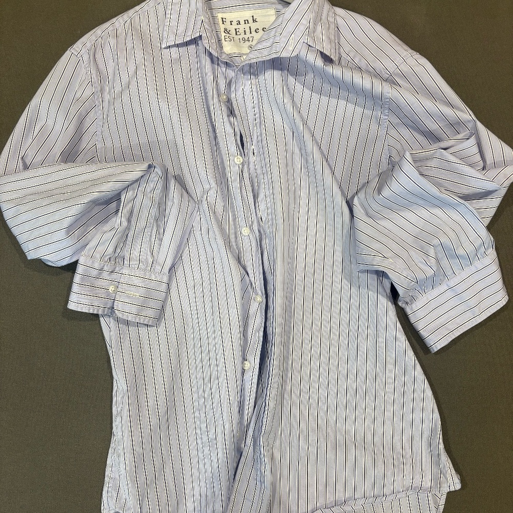 Frank and Eileen Button Down Blue Striped Shirt